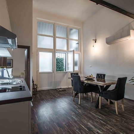 Bacrizza Gallery Apartment Šibenik Екстериор снимка